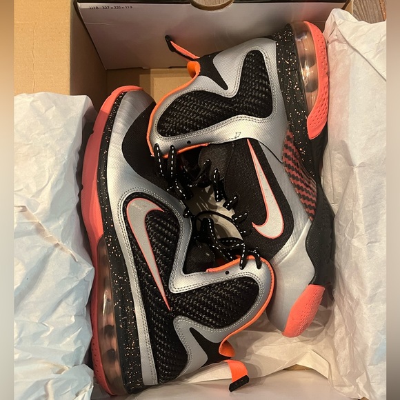 Lebron 9 Mangos - Picture 2 of 6